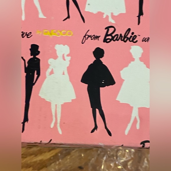 1994 vintage Barbie and ken salt and pepper shaker - Picture 12 of 13